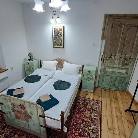 Apartman Modern & Old *