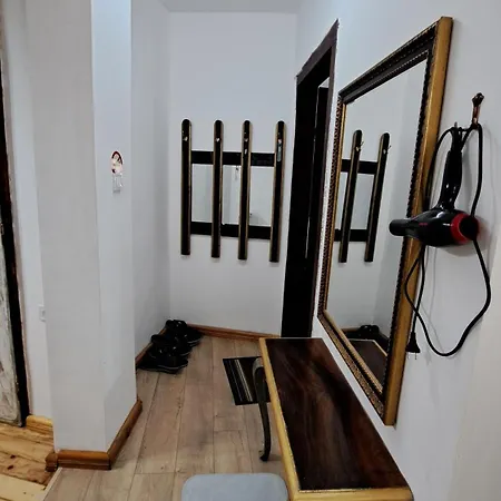 Modern & Old Apartman