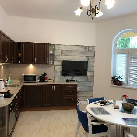 Modern & Old Apartamento *