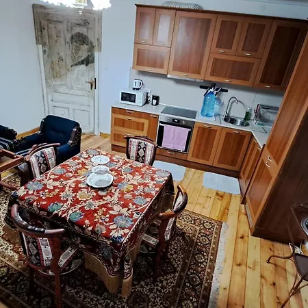 Modern & Old Apartamento